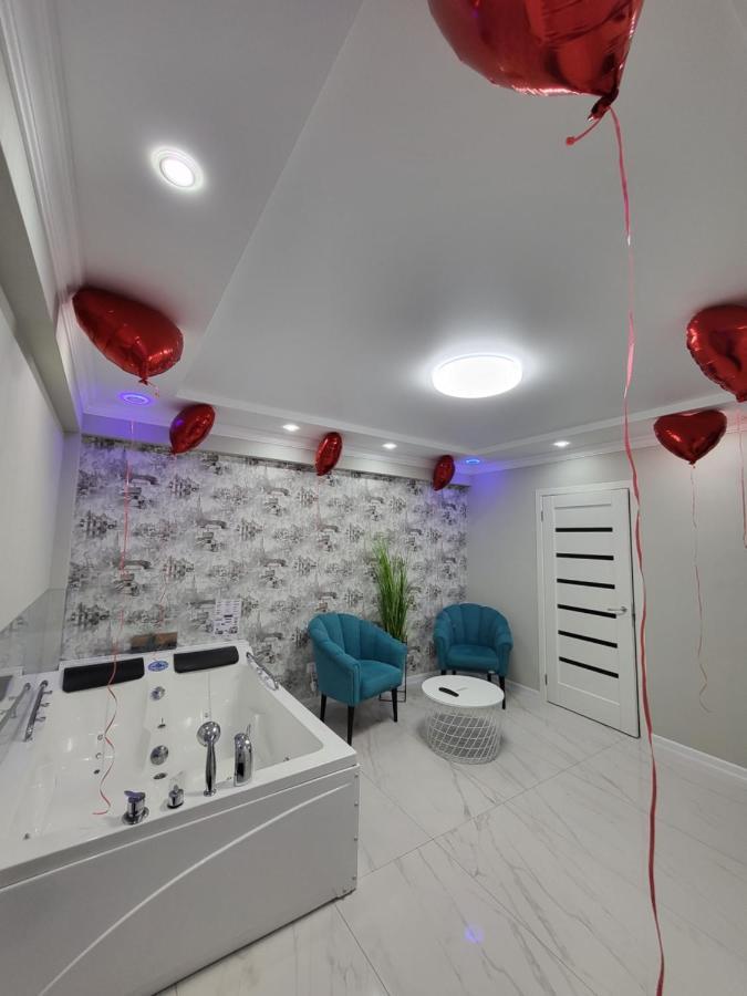 Vip Apartment For Lovers In キシナウ エクステリア 写真